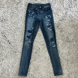 American Eagle Hi-Rise Jegging Ripped Jeans
